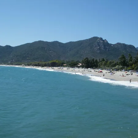 Ogliastra Mare E Montagna 카데두